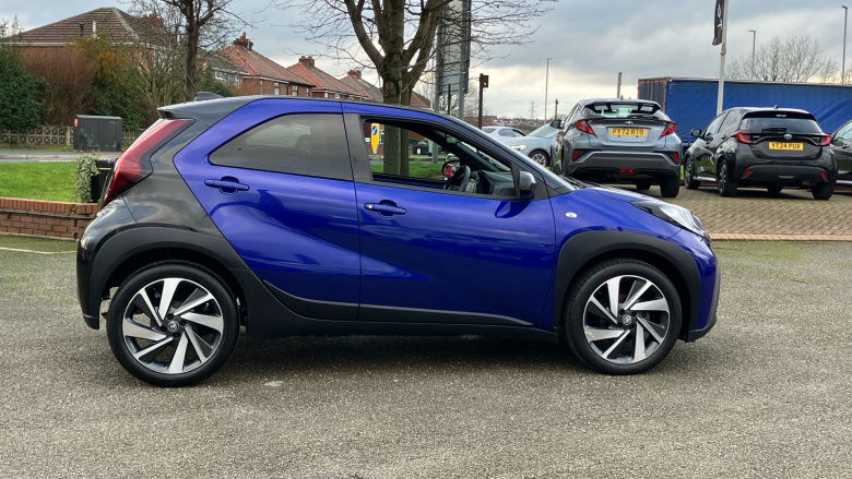 Toyota Aygo X 1.0 VVT-i Edge 5dr Auto Petrol Hatchback